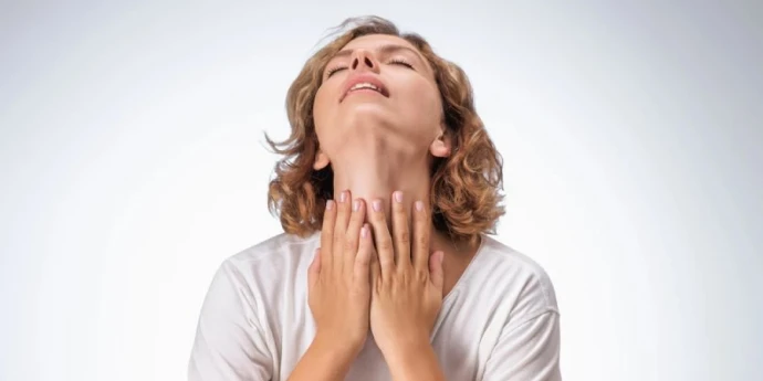 Problemi sa bolom u grlu i promuklost