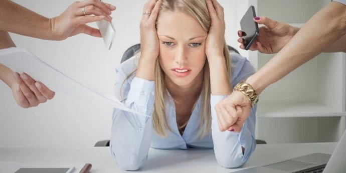Znaci koji nam govore da je burnout na poslu blizu